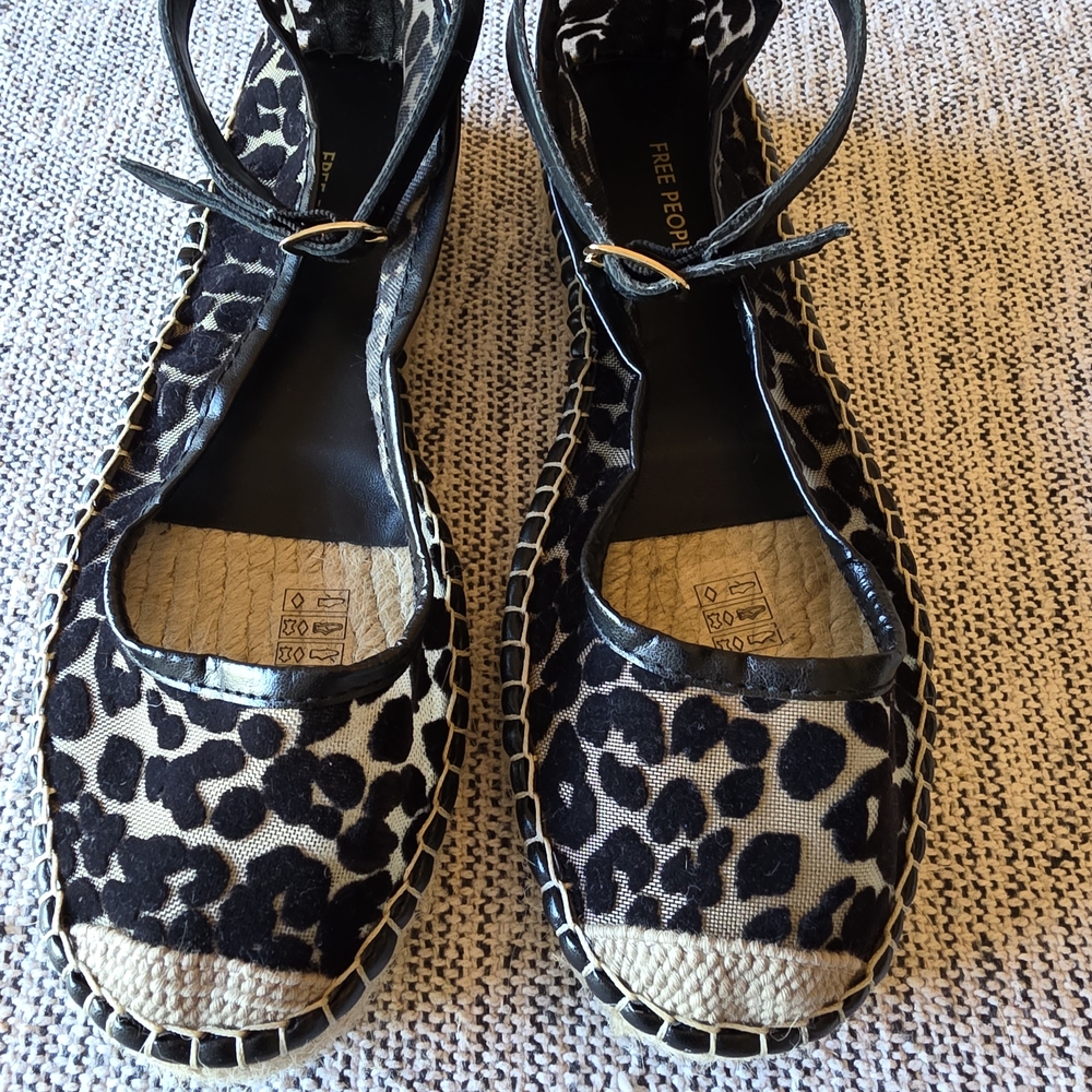 Free People Black and Tan Espadrille Sandals